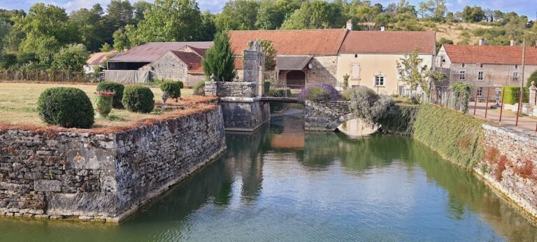 Château d’Anstrude: A Fortified Château in France