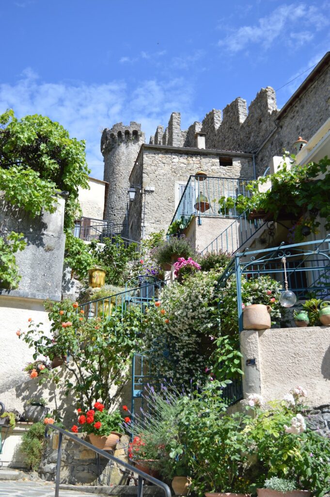 Château de Lucéram: Medieval Castle and Fortifications in France 3 Château de Lucéram