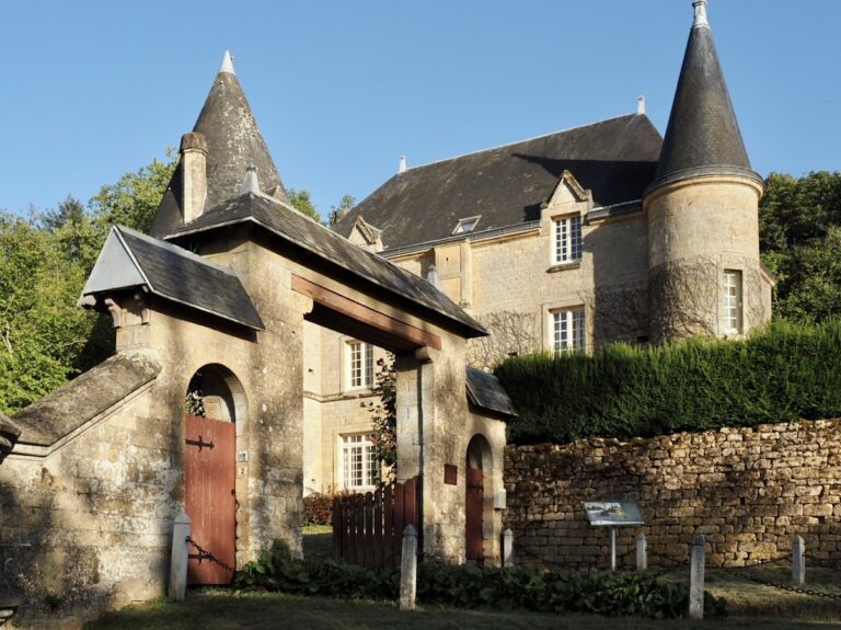 Château de Remilly-les-Pothées: A Sixteenth-Century Fortified House in France