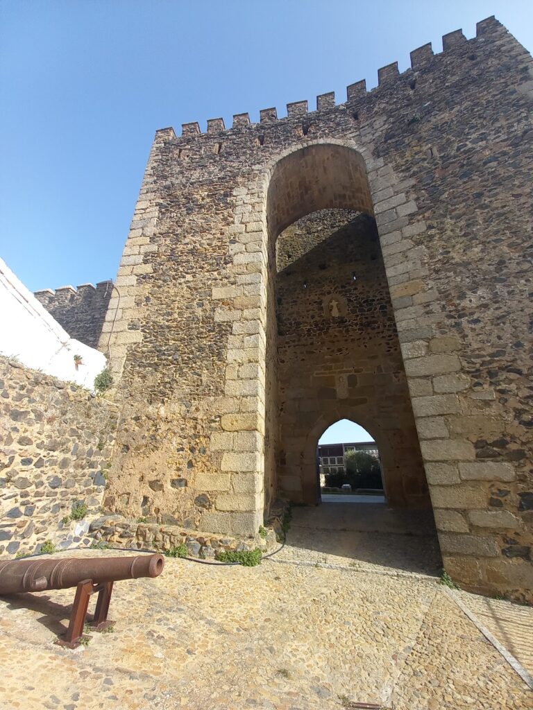 Castillo de Sancho IV: A Medieval Fortress in Cumbres Mayores, Spain 5 Castillo de Sancho IV