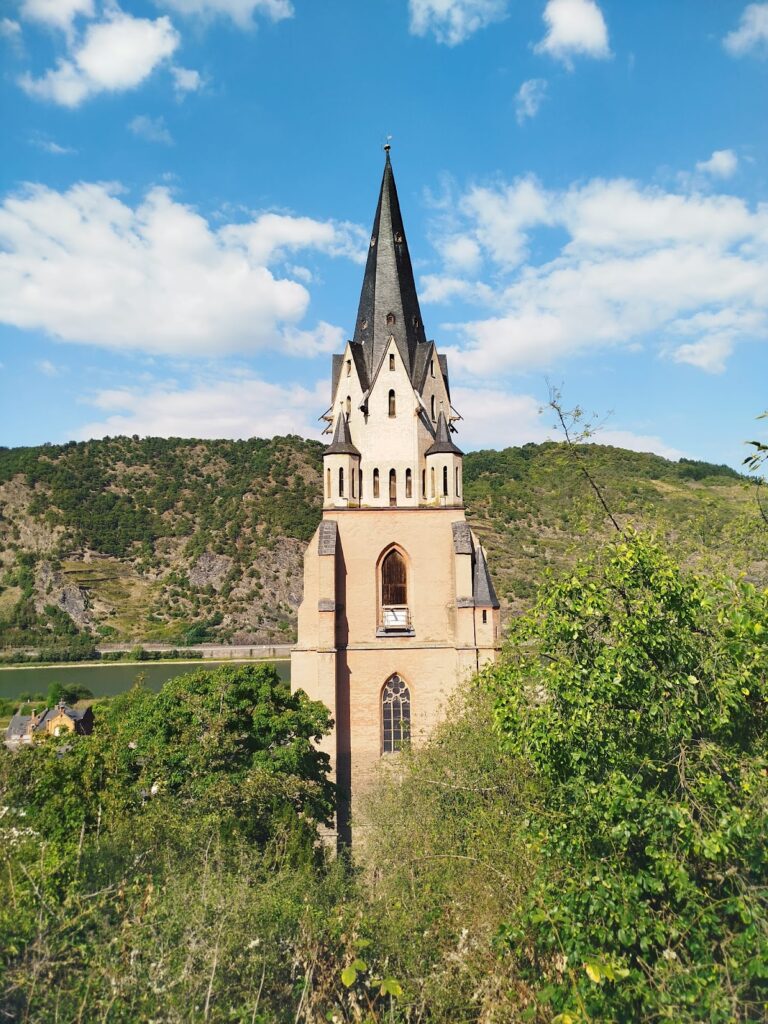 Osterspai Castle: A Medieval Water Castle on the Rhine 2 Osterspai Castle
