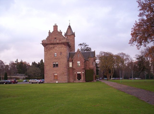 Guthrie Castle: A Fifteenth-Century Tower House and Scottish Baronial Country House