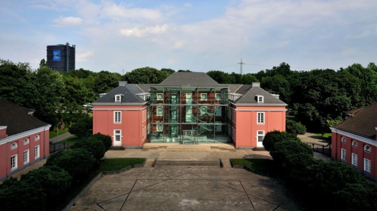 Schloss Oberhausen: A Neoclassical Castle and Cultural Complex in Germany