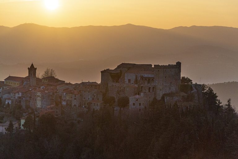 Malaspina Castle: A Medieval Fortress and Renaissance Court in Italy