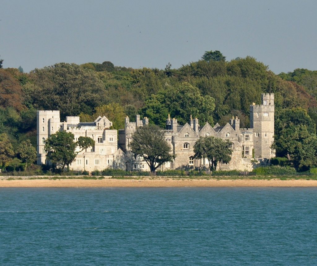 Netley Castle: A Tudor Artillery Fort and Later Gothic House 1 Netley Castle