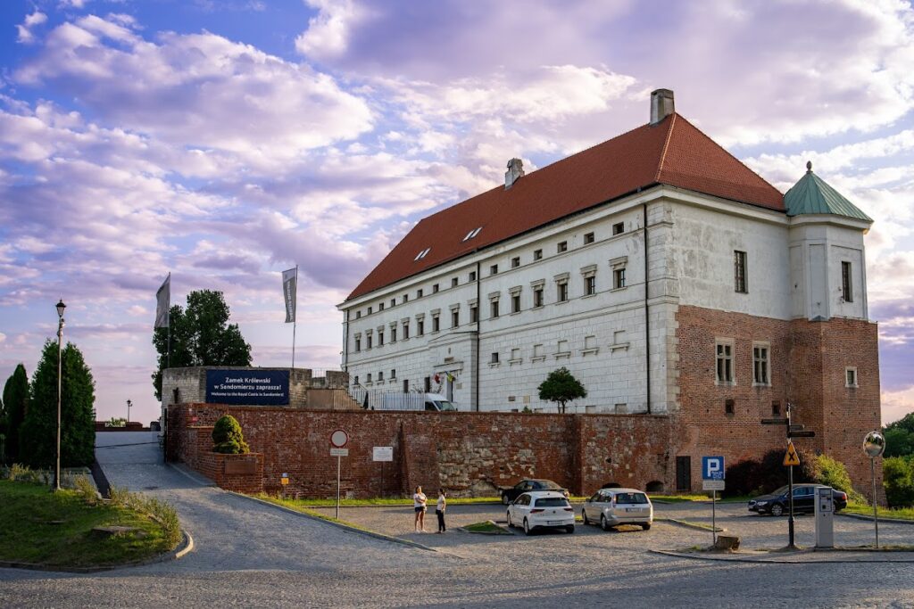 Sandomierz Castle: A Royal Fortress and Renaissance Residence in Poland 1 Sandomierz Castle
