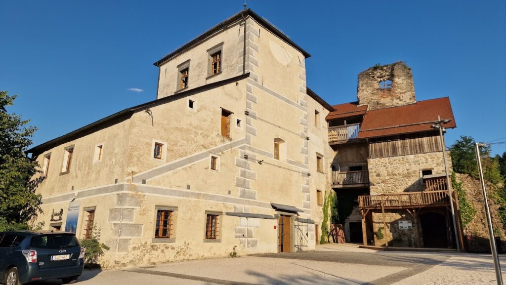 Reichenstein Castle: A Medieval Fortress Transformed into a Renaissance Palace in Austria 5 Reichenstein Castle