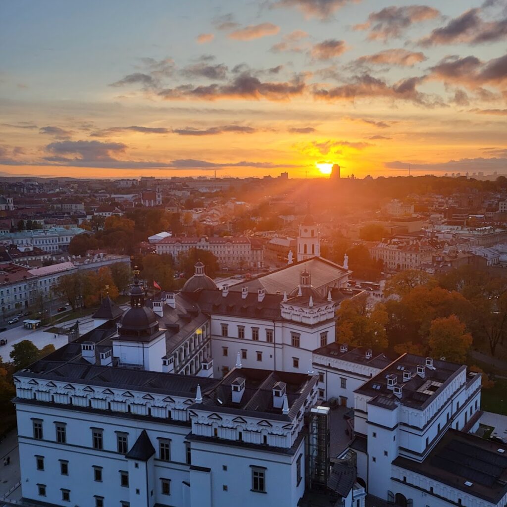 Upper Castle in Vilnius: A Lithuanian Fortress on Castle Hill 5 Zamek Górny w Wilnie