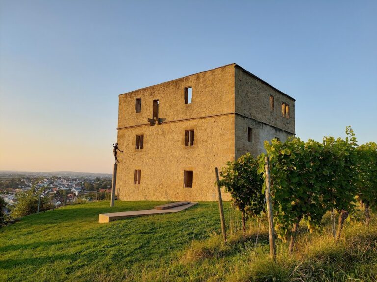 Yburg: A Residential Castle in Kernen im Remstal