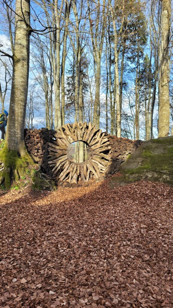 Grünenberg Castle Ruin: Ancestral Seat of the Barons of Grünenberg 2 Grünenberg castle ruin