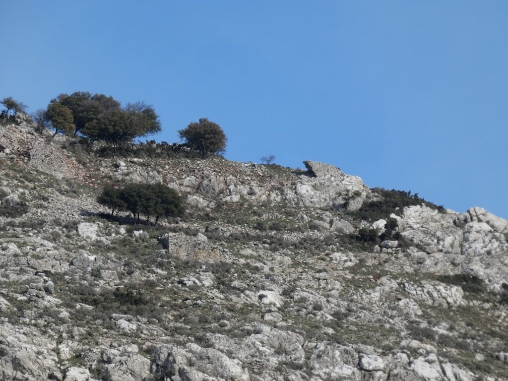 Mouchli Castle: A Byzantine Frontier Fortress in Greece 5 Mouchli Castle