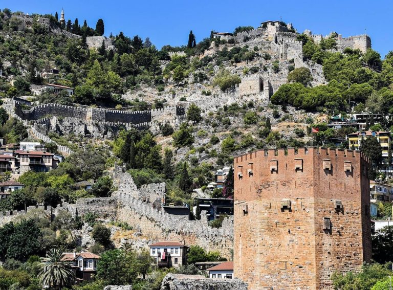 Alanya Castle: Seljuk Fortress and Regional Stronghold in Türkiye