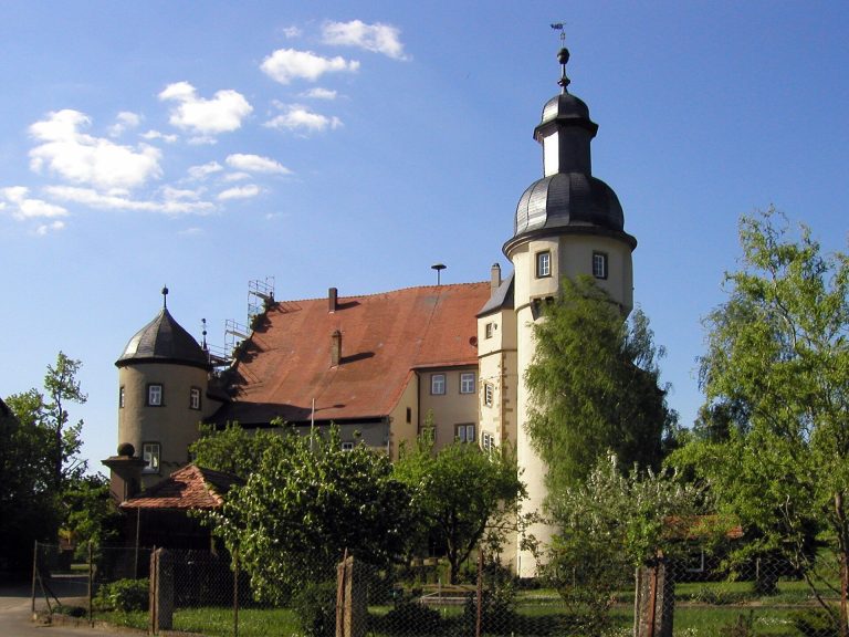 Schloss Waldmannshofen: A Renaissance Palace on a Medieval Castle Site