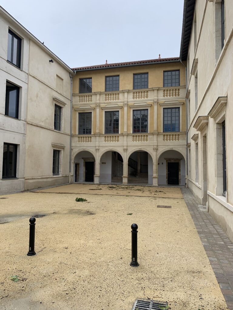 Château du Grand Perron: Renaissance Residence and Former Fortress