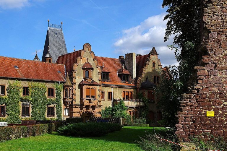 Burg Alvensleben (Veltheimsburg): A Former Castle Complex in Germany