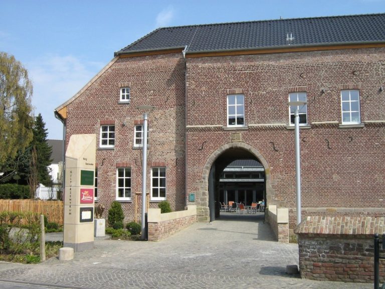 Burg Baesweiler: A Moated Castle and Cultural Center in Germany