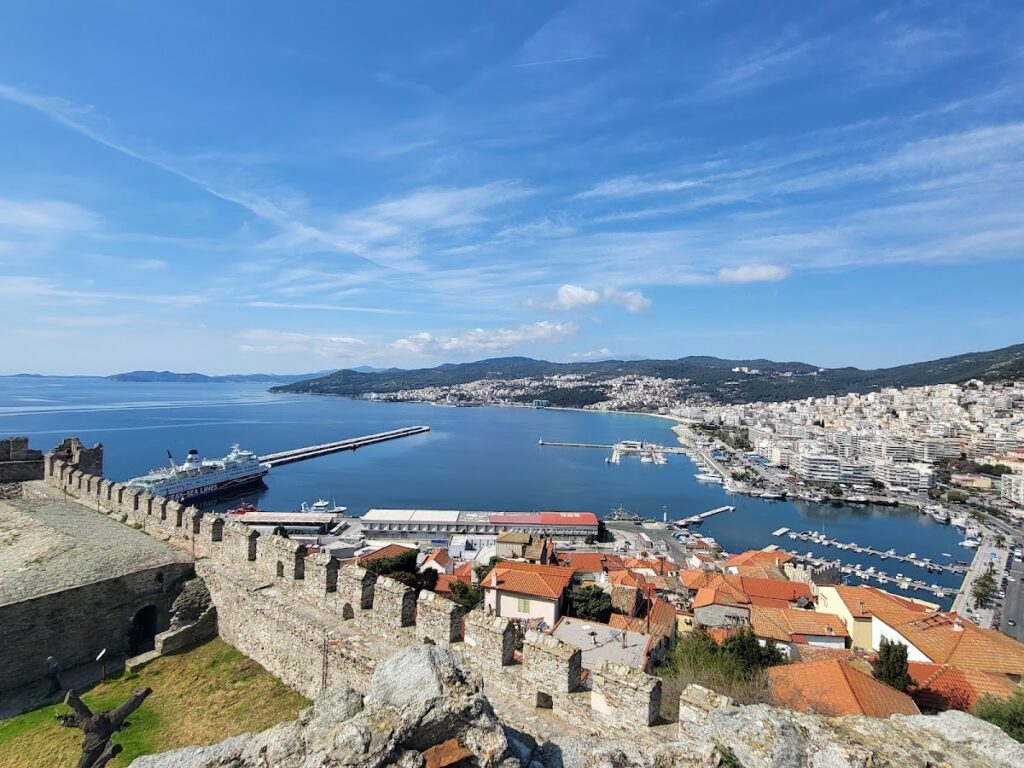 Kavala Fortress: Byzantine and Ottoman Defenses of the Egnatia Road 1 Kavala Fortress