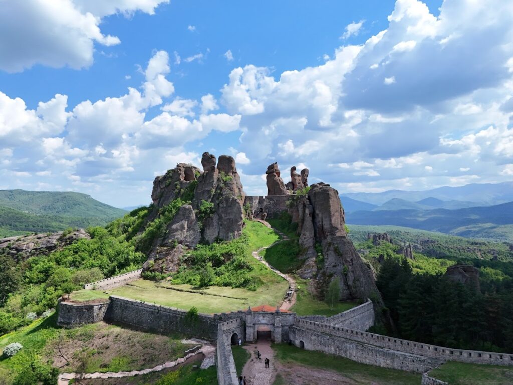 Belogradchik Fortress: A Roman and Ottoman Stronghold in Bulgaria 2 Belogradchik Fortress