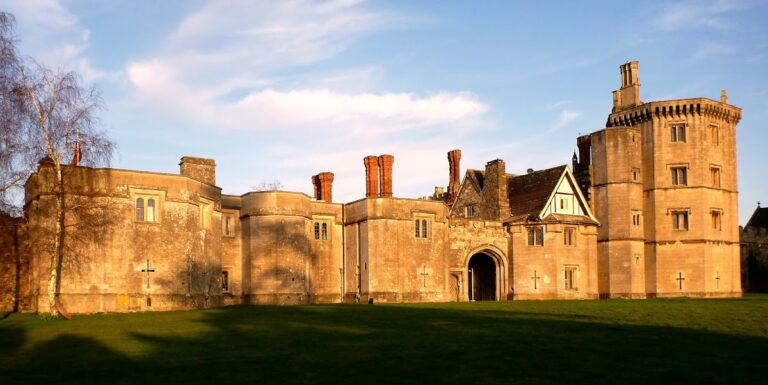 Thornbury Castle: An Early Tudor Country House in England