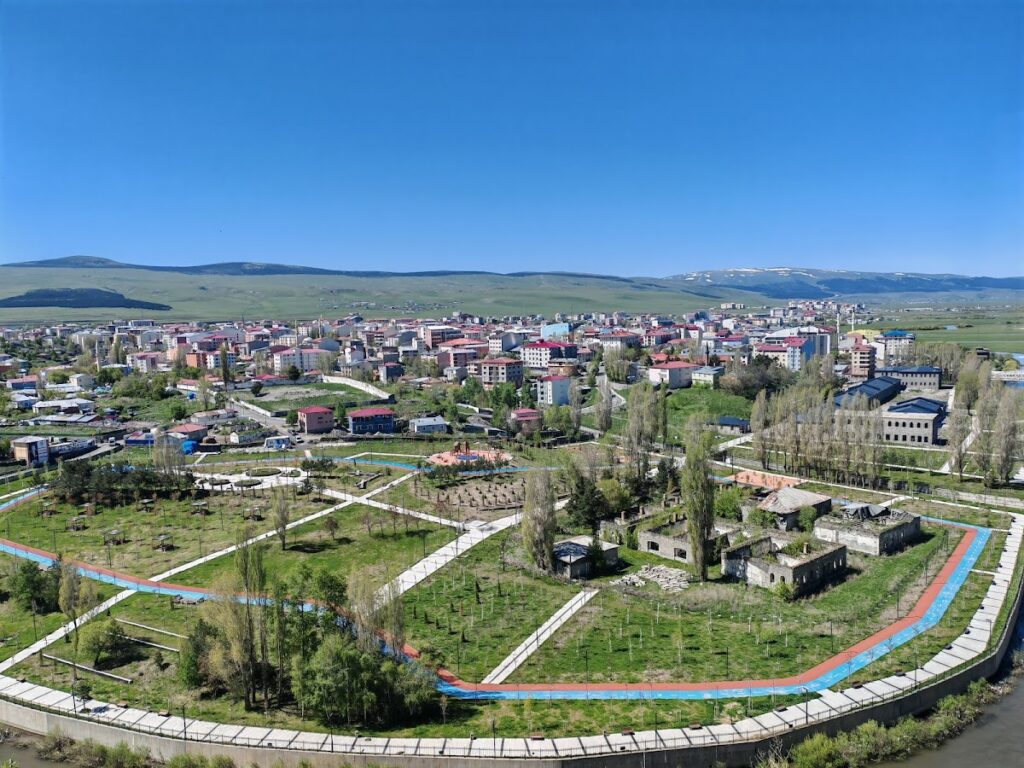 Ardahan Castle: A Medieval Georgian Fortress in Türkiye 4 Ardahan Castle