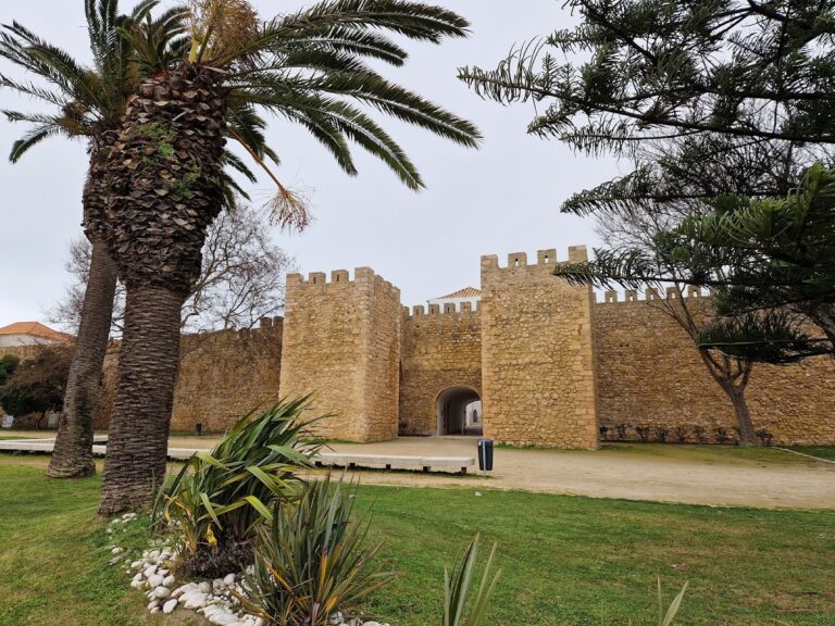 Castelo de Lagos: Historic Fortress and City Walls in Portugal