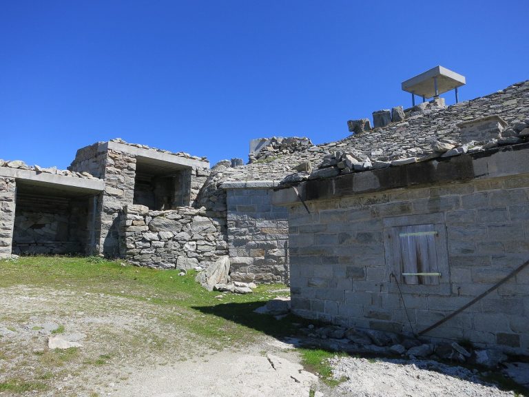 Fort Stöckli: A Swiss Artillery Fortress at Andermatt