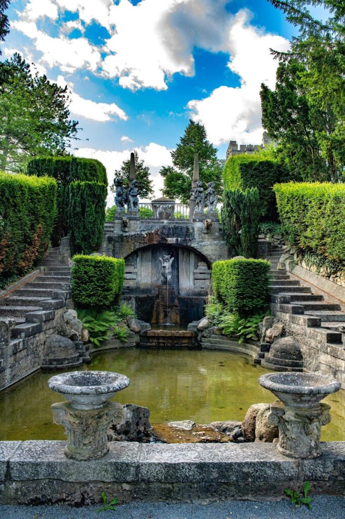 Roseburg: A Historicist Castle and Park in Germany 2 Roseburg