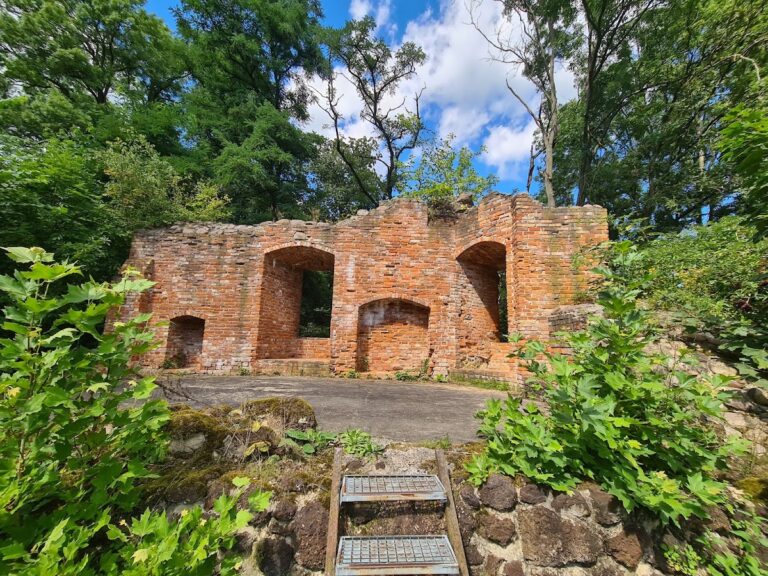 Burg Bärwalde: A Gothic Water Castle Ruin in Germany