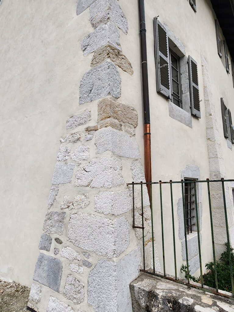 Château de Novel: A Former Fortified Residence in Annecy, France 2 Château de Novel