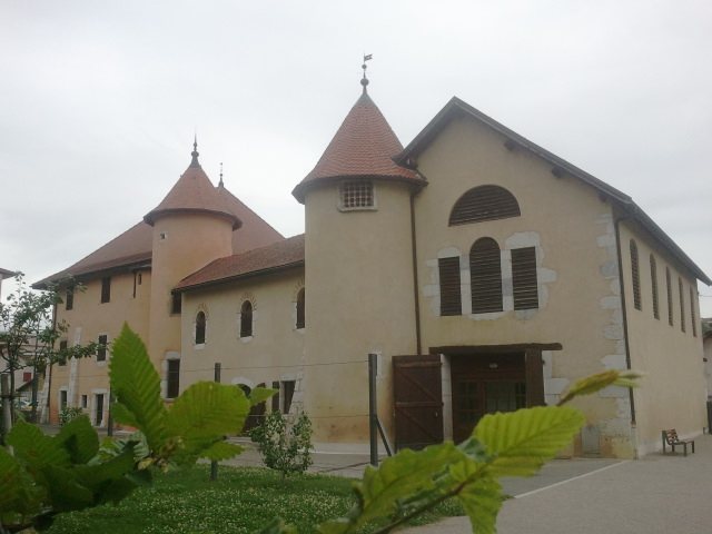 Château de Novel: A Former Fortified Residence in Annecy, France