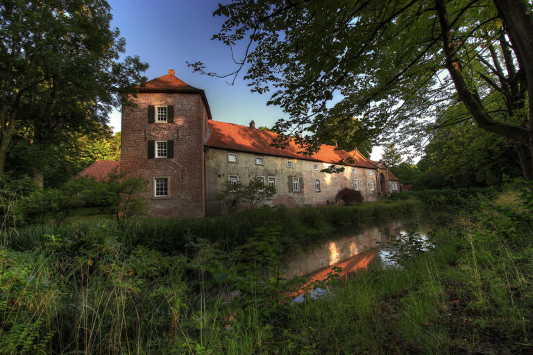 Berum Castle: A Moated Historic Residence in East Frisia
