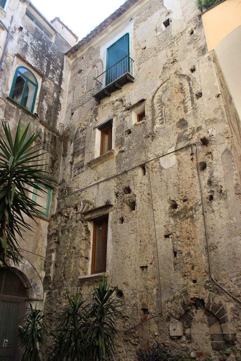 Castel Terracena: Norman Fortified Palace in Salerno
