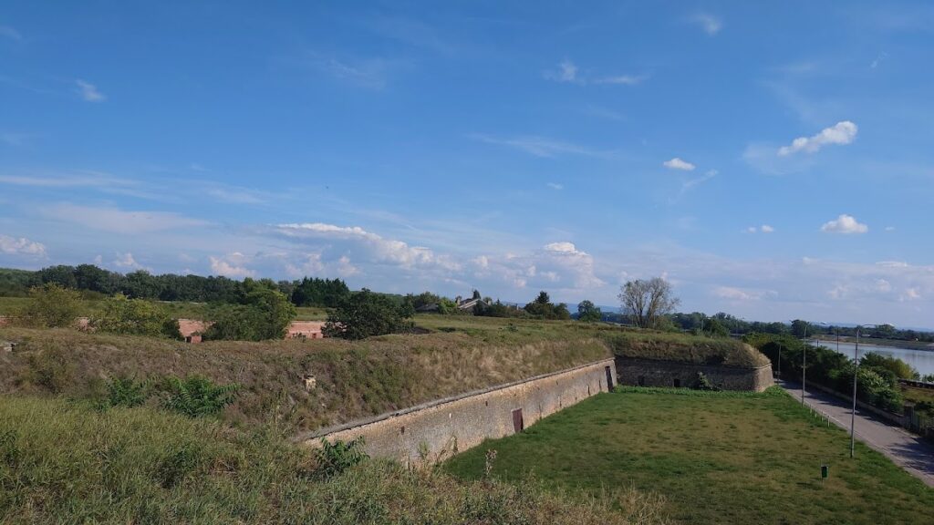 Fortress of Komárno: A Habsburg Frontier Fortress in Slovakia 3 Fortress of Komárno