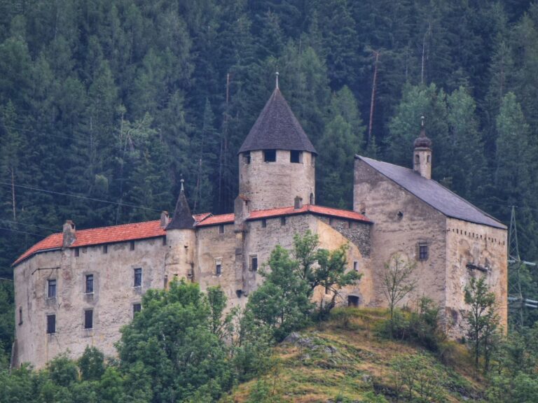 Welfenstein Castle: A Medieval Road-Control Castle in South Tyrol