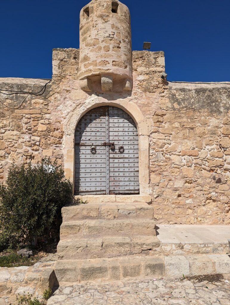 Kazarma Fortress