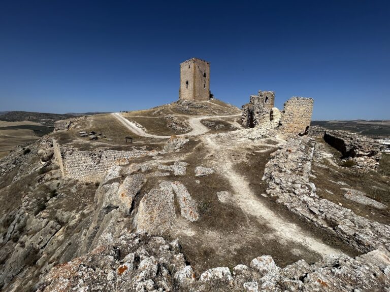 Castillo de la Estrella: A Medieval Fortress in Málaga, Spain