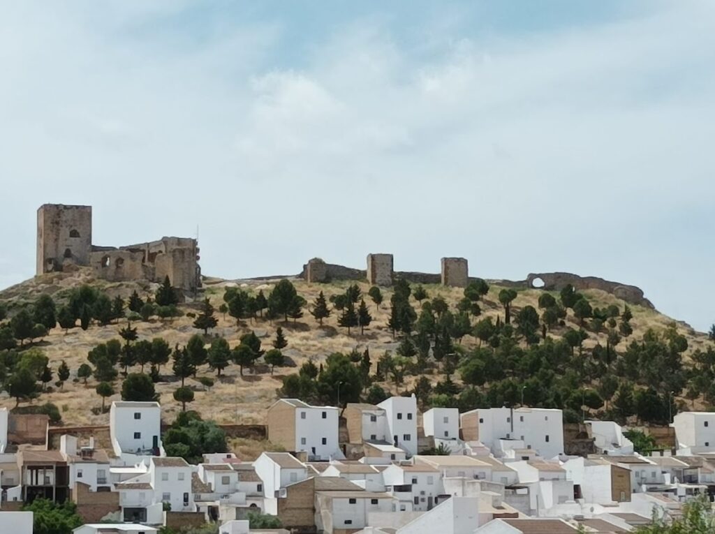 Castillo de la Estrella: A Medieval Fortress in Málaga, Spain 3 Castillo de la Estrella