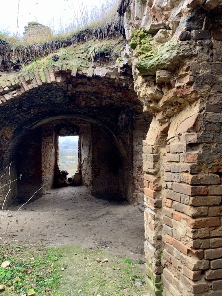 Novomalyn Castle: A Medieval Fortress and Palace Complex in Ukraine 5 Novomalyn Castle