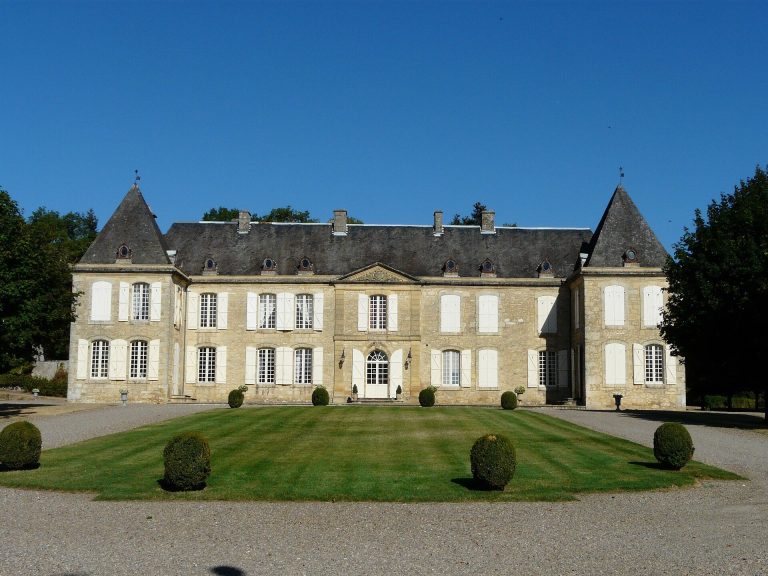 Château de Lacoste: A Historic Château in Castelnaud-la-Chapelle, France