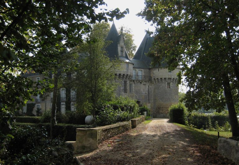 Château de Bazouges: A Former Fortress and Renaissance Residence in France