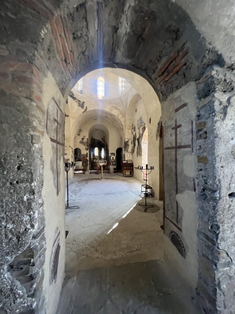 Asen's Fortress: A Medieval Bulgarian Border Stronghold 3 Asen's Fortress