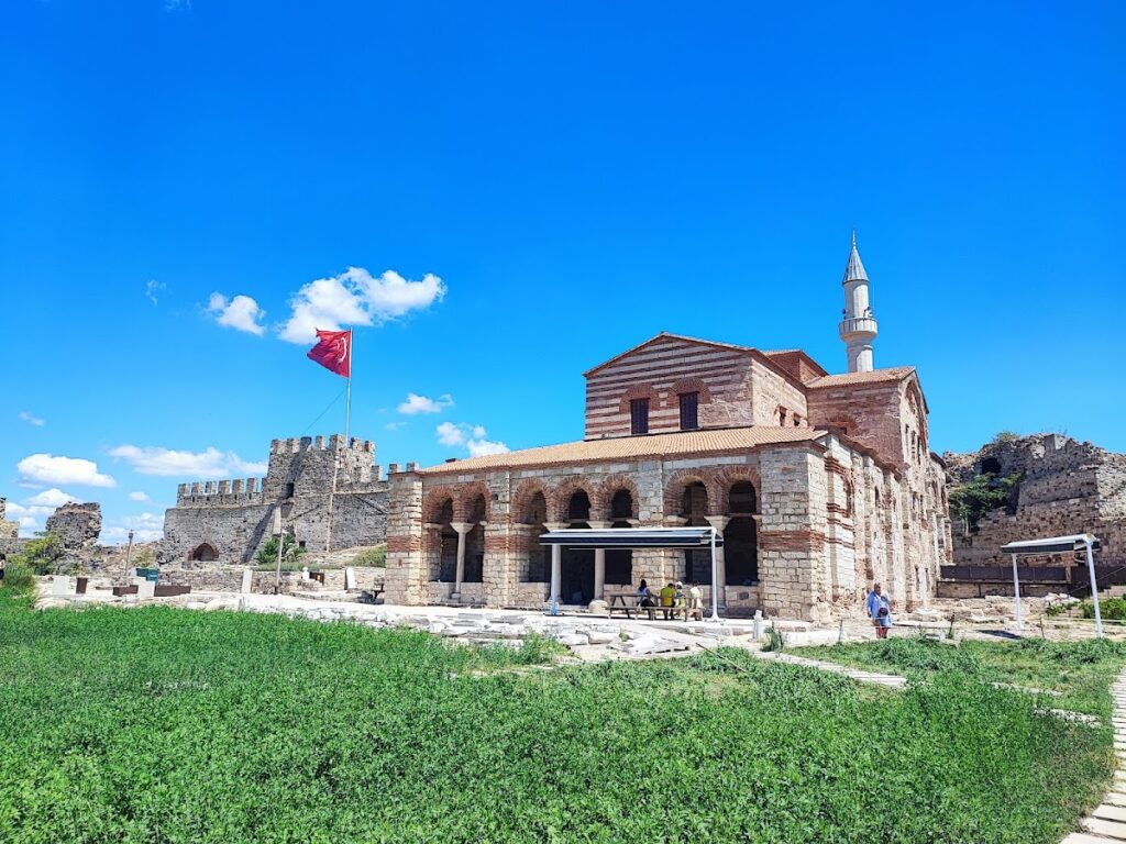 Enez Castle: An Ancient Fortress on Türkiye’s Aegean Coast 5 Enez Castle