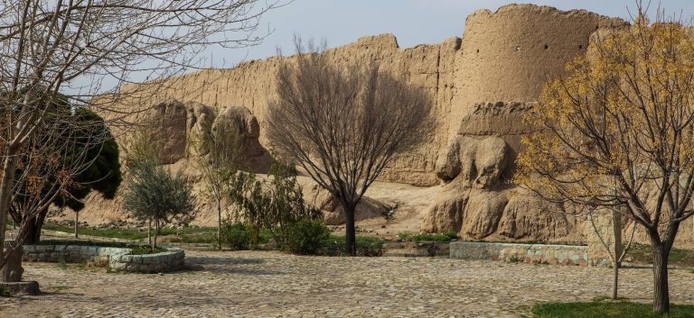 Jalali Castle: A Seljuk Defensive Fortress in Kashan, Iran