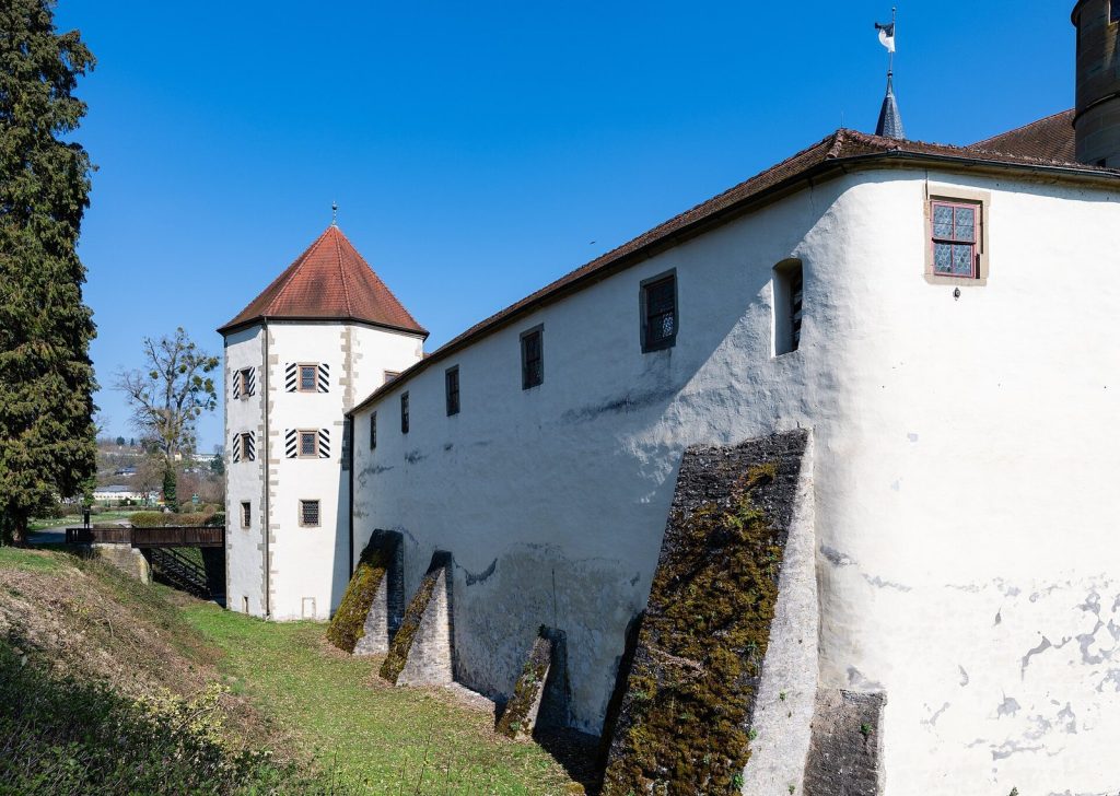 Burg Jagsthausen: A Historic Castle and Festival Venue in Germany 1 Burg Jagsthausen