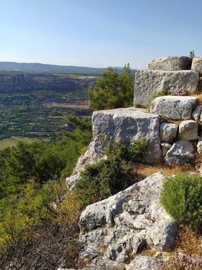 Meydancık Castle: A Fortified Settlement in Rough Cilicia 2 Meydancık Castle