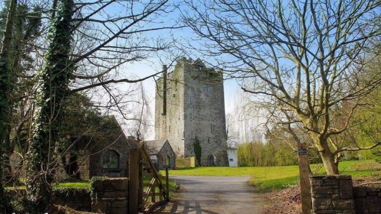 Ballybur Castle: A Sixteenth-Century Fortified Tower in Ireland