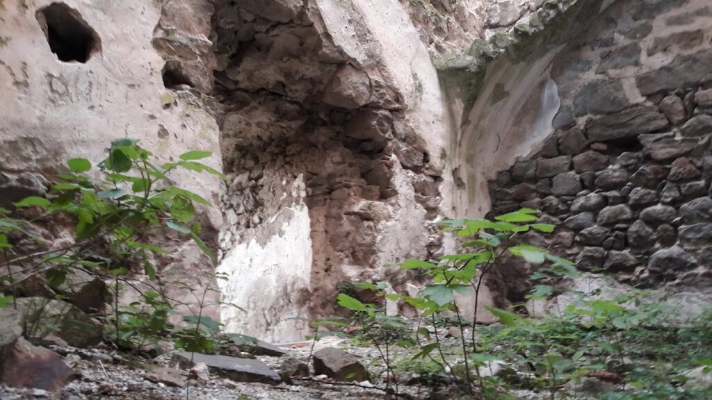 Castle Brandis: A Medieval Hilltop Fortress in Italy 2 Castle Brandis