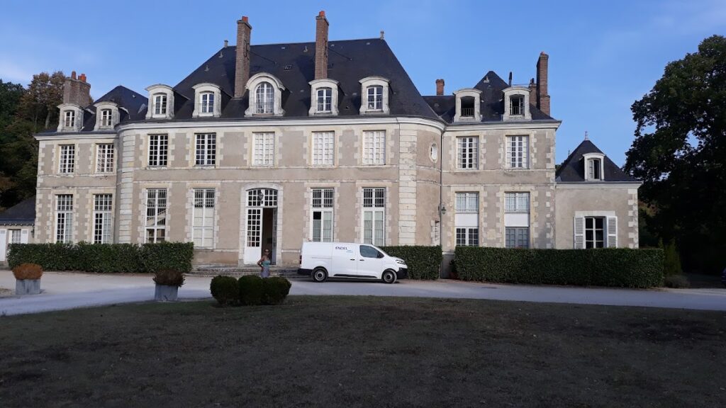 Château de la Bretauche: A Classical Château in Chécy, France 1 Château de la Bretauche