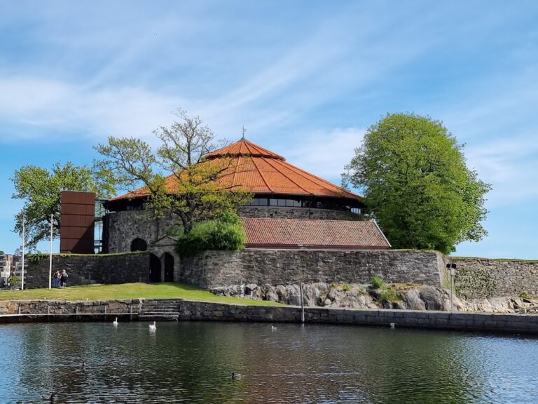 Christiansholm Fortress: A Harbor Fortification in Kristiansand, Norway