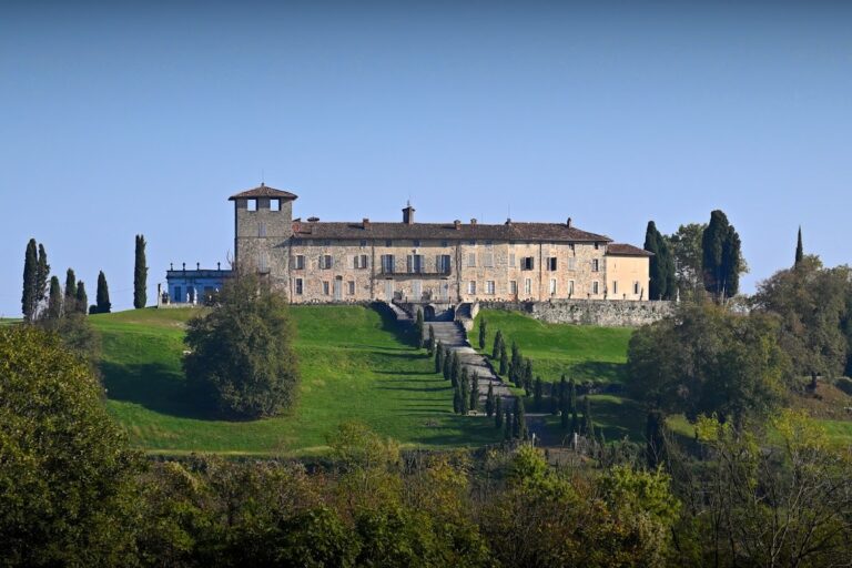 Castello Durini: A Historic Castle Complex in Alzate Brianza, Italy